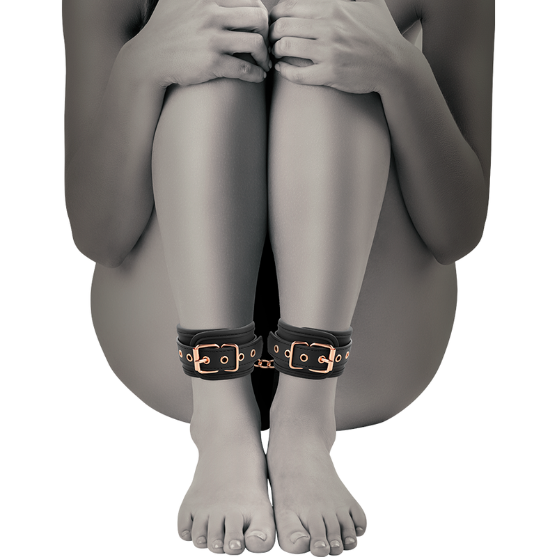 Bruma Chic Desire Fantasy: Esposas de Cuero Vegano