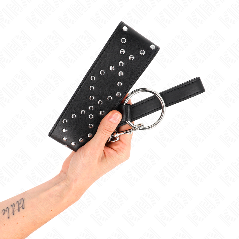 Collar CON CORREA 65 CM CON TACHUELAS PLATEADAS MODELO 3 AJUSTABLE 36-43 CM X 5 CM