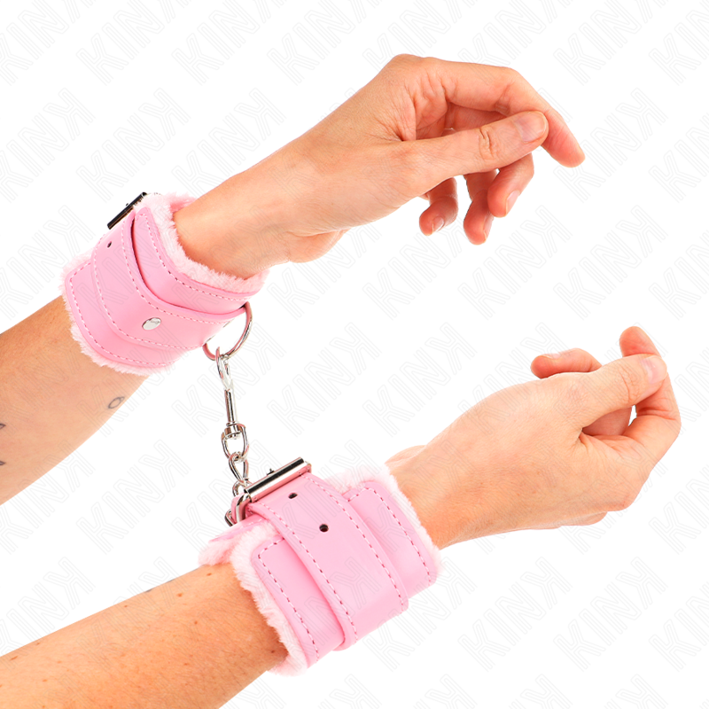 MUÑEQUERAS FORRADAS ROSA CON CORREA ROSA AJUSTABLE 20-29 CM X 5.5 CM