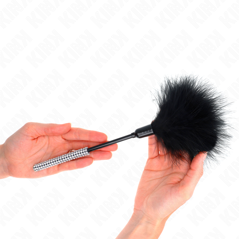 PLUMAS PARA COSQUILLAS CON MANGO DE DIAMANTES DE IMITACIÓN 27 CM