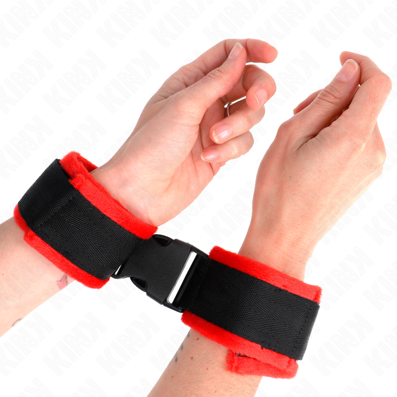 MUÑEQUERAS NYLON ROJO-NEGRO MODELO 1 AJUSTABLE 25-35 CM X 6 CM