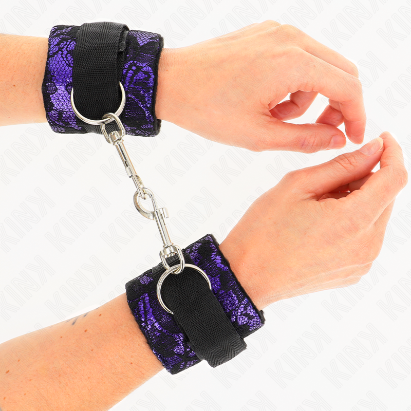 MUÑEQUERAS CORTAS DE ENCAJE TERCIOPELO Y UNIÓN DE NYLON VIOLETA/NEGRO 23 X 6.5 CM